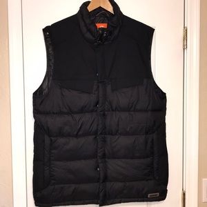 Merrill men’s Glacio Featherless Puffer vest